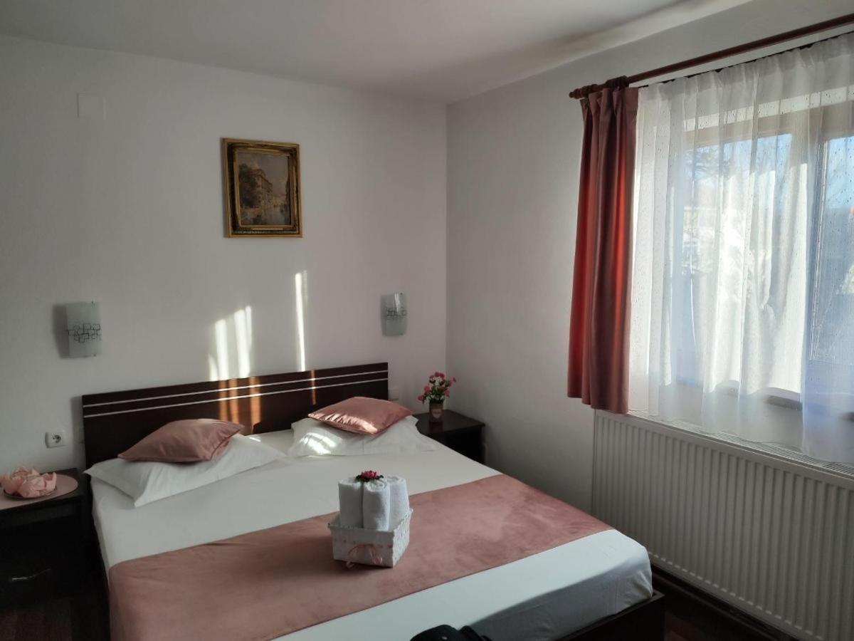 Casa Fabrizio Otel Călimăneşti Dış mekan fotoğraf